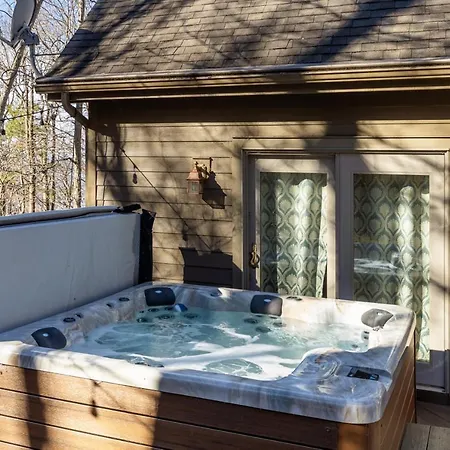 Wintergreen Springjacuzzifirepitpool Access